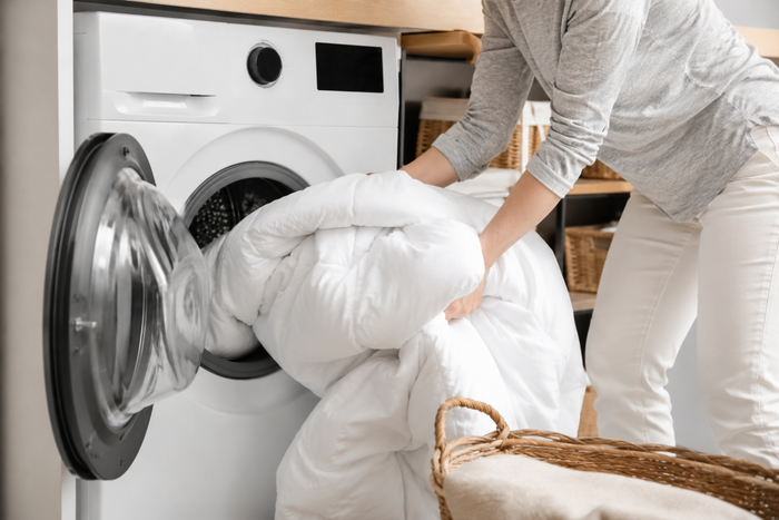 How to Wash a Comforter or Duvet at Home
